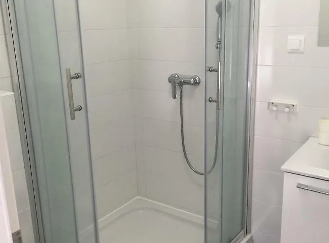 Apartament Issa *